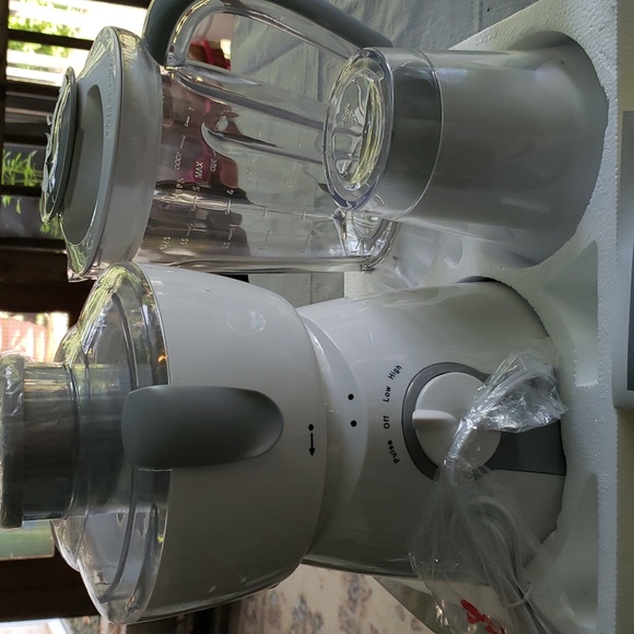 Cook's Essentials 3 in 1 Juice Extractor, Blender and Grinder, New - Picture 2 of 4